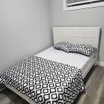 Lovely 2Bed & 1 Bath Basement Suite For 4 Guests